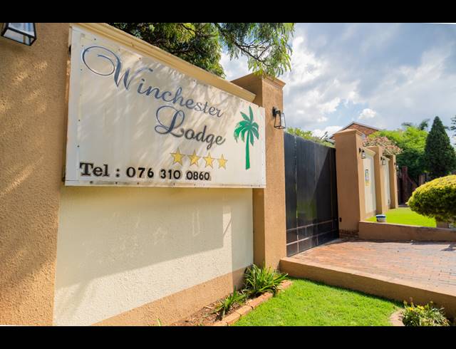 2,670M² LODGE FOR SALE IN WINCHESTER HILLS